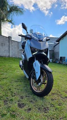 YAMAHA XMAX 300 CONNECTED ABS 